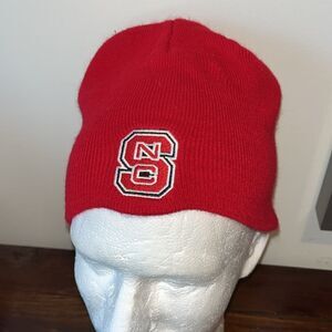 North NC Carolina State Wolfpack Acrylic Beanie Knit Cap Ski Snowboard Hat